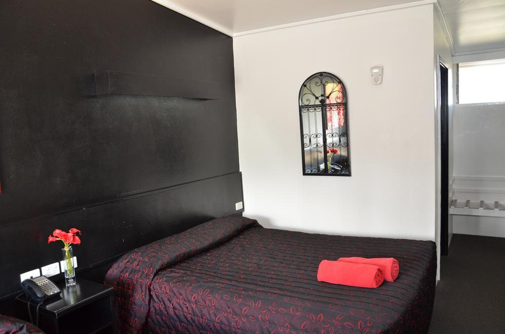 Warwick Motor Inn Kamer foto